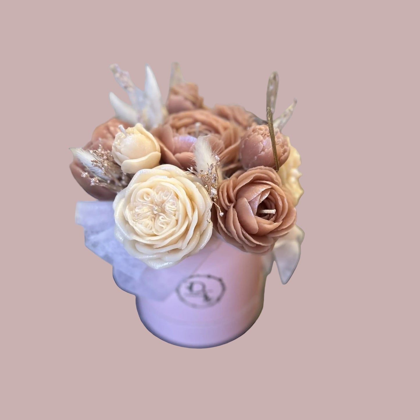 Bouquet en cire d’abeille rose pastel dans son pot rose – décoration intérieure élégante et cadeau artisanal