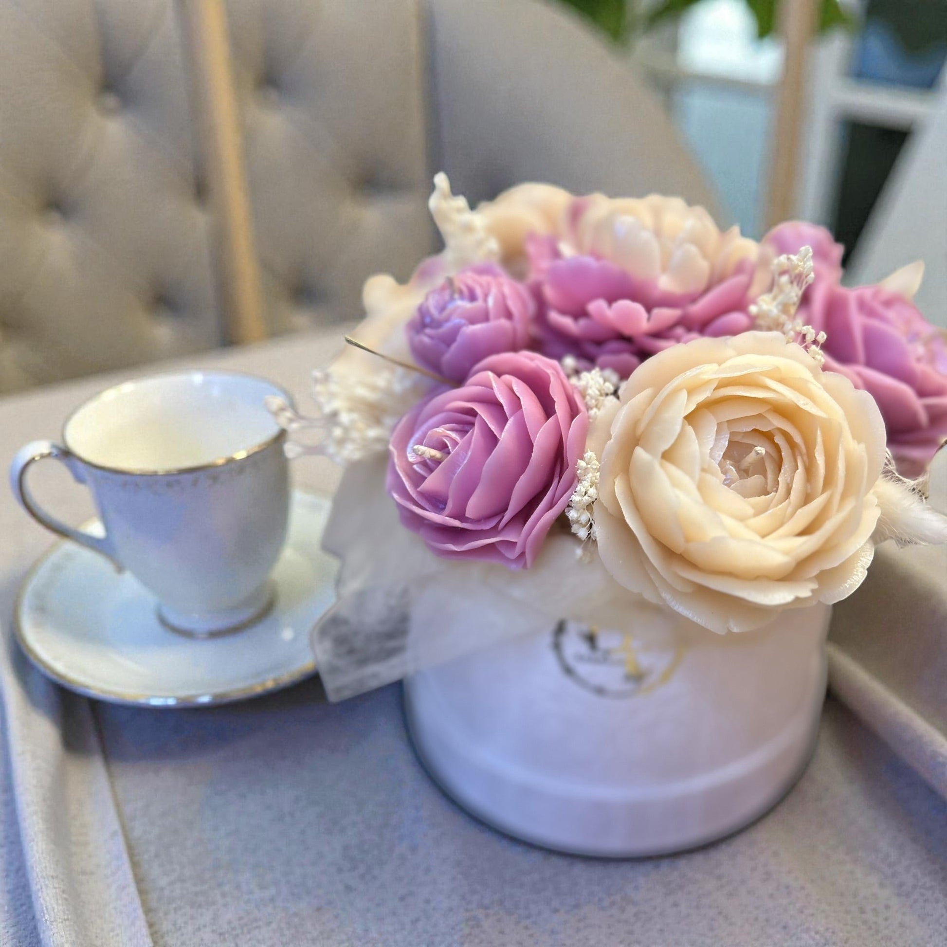 Floral Elegance – Bouquet de Fleurs en Cire d’Abeille Pivoine & Rose DT Candles
