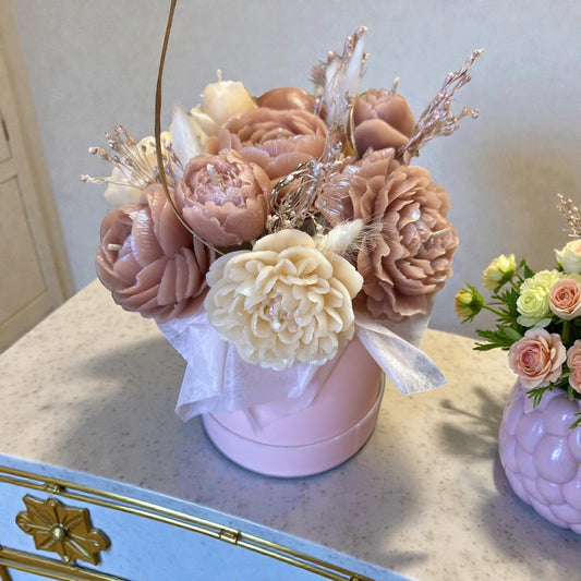 Bouquet en Cire d’Abeille Rose Pastel– Édition Limitée DT Candles