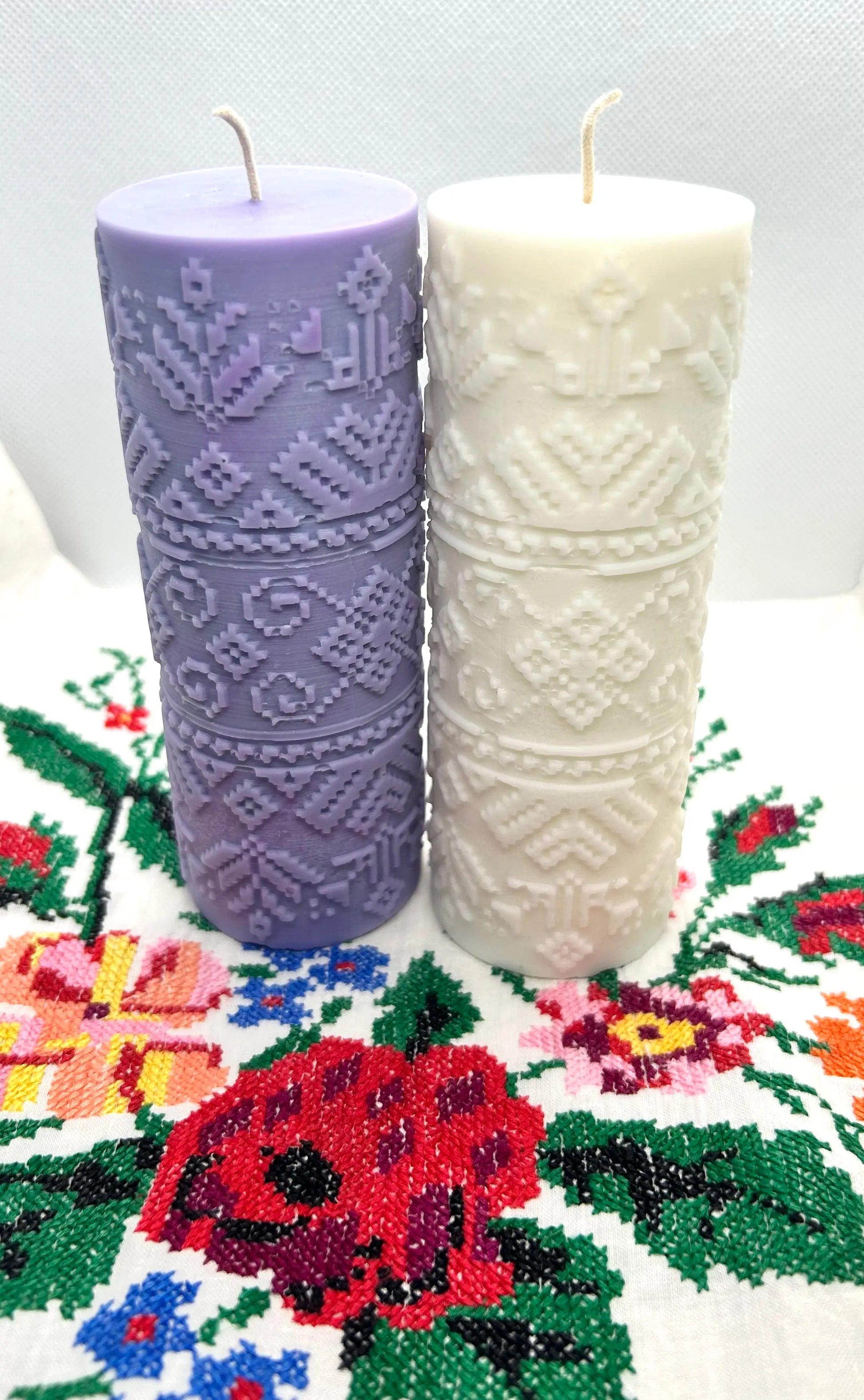 Heritage Bloom – Handcrafted Scented Candle - DT Candles